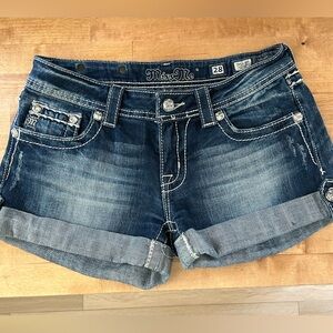 Miss me Jean shorts size 28